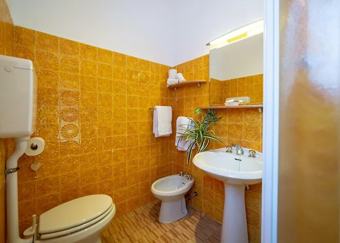 Luisa's House * 贝拉焦